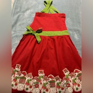 Ladies decorative snowmen apron.